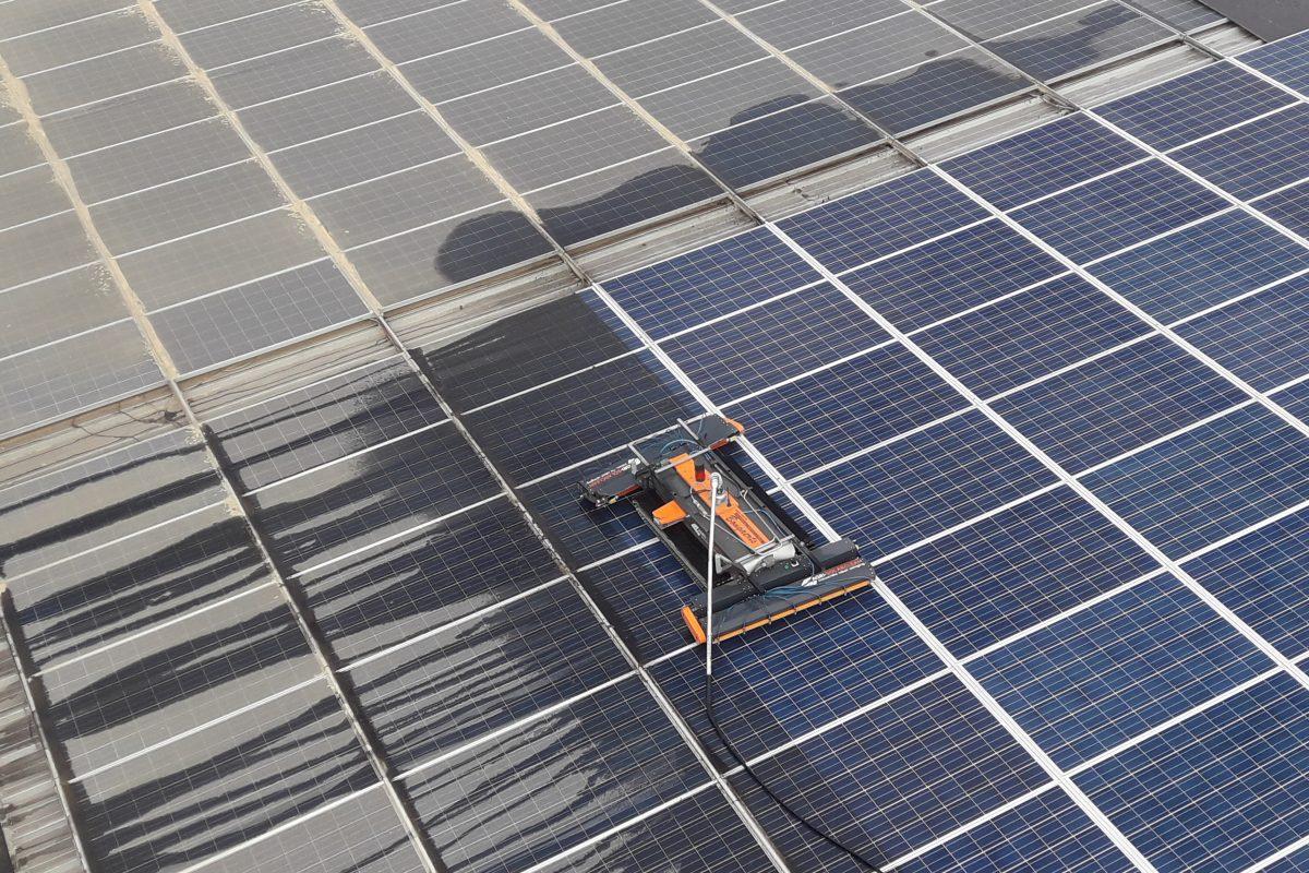 Plospan te Waardenburg / totaal aantal zonnepanelen 9240